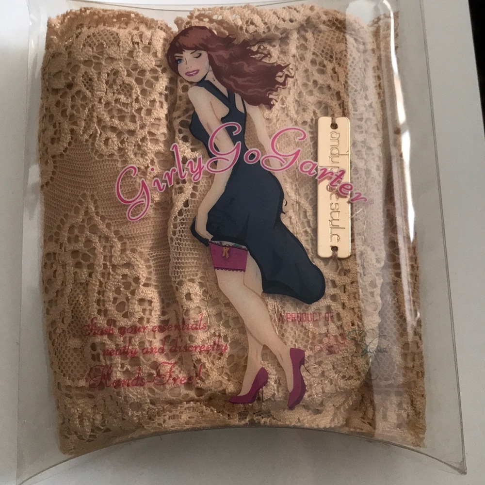Girly Go Garter